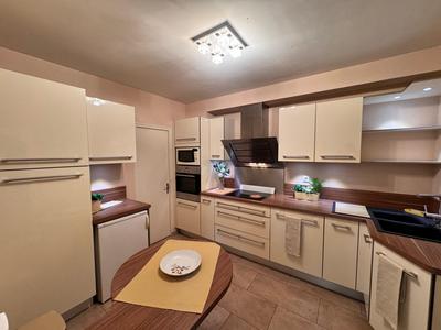 Maison - 144 m² - 6 pièces