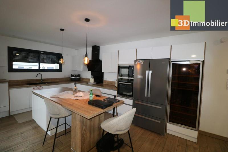 Maison - 143 m² - 6 pièces