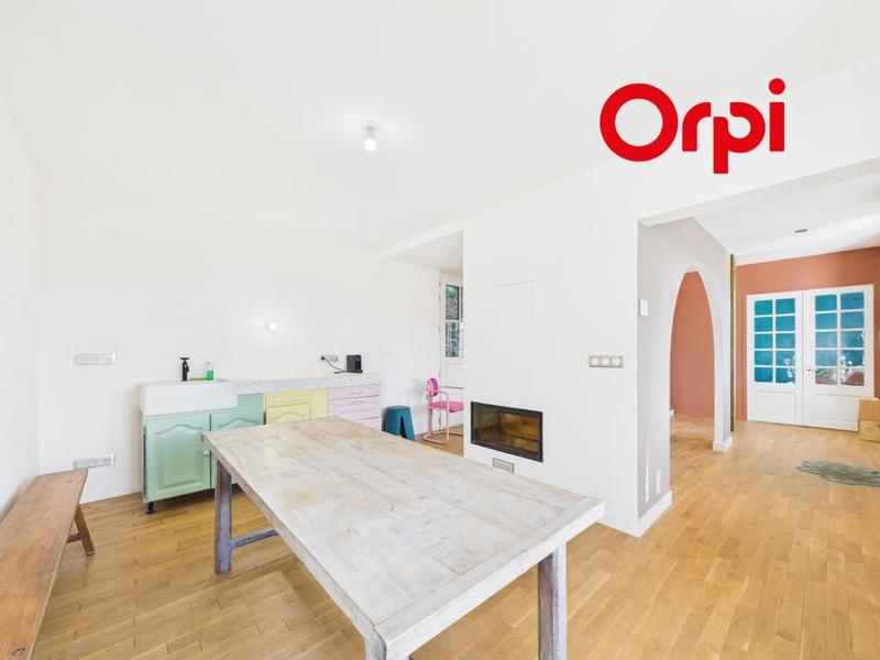 Maison - 88 m² - 5 pièces