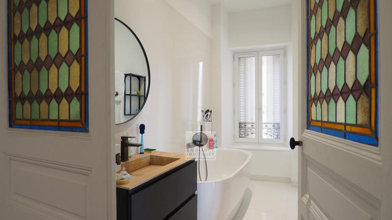 Appartement - 371 m² - 11 pièces