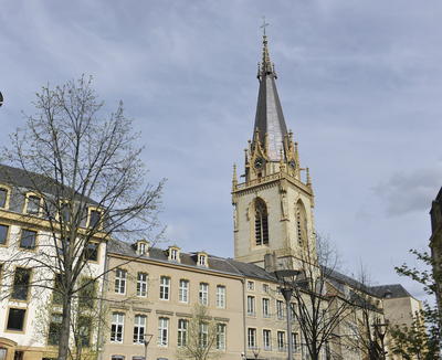 Visite guidée de Metz - de crèche en église