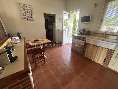 Maison en pierre - 221 m² - 7 pièces