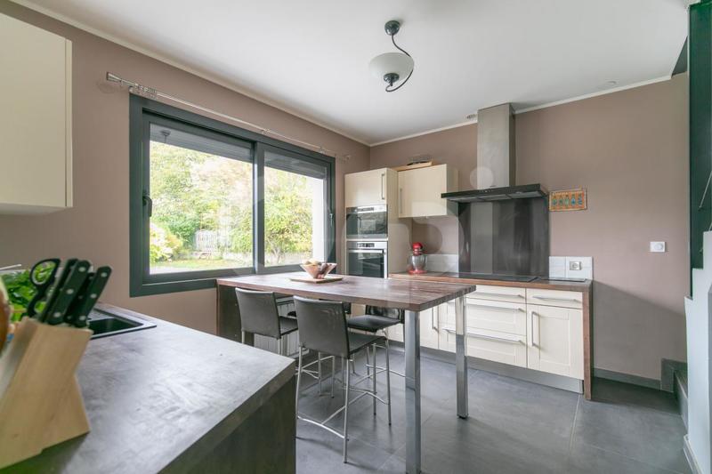 Maison - 170 m² - 6 pièces