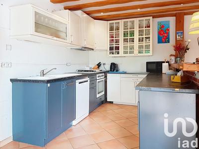 Maison - 327 m² - 11 pièces