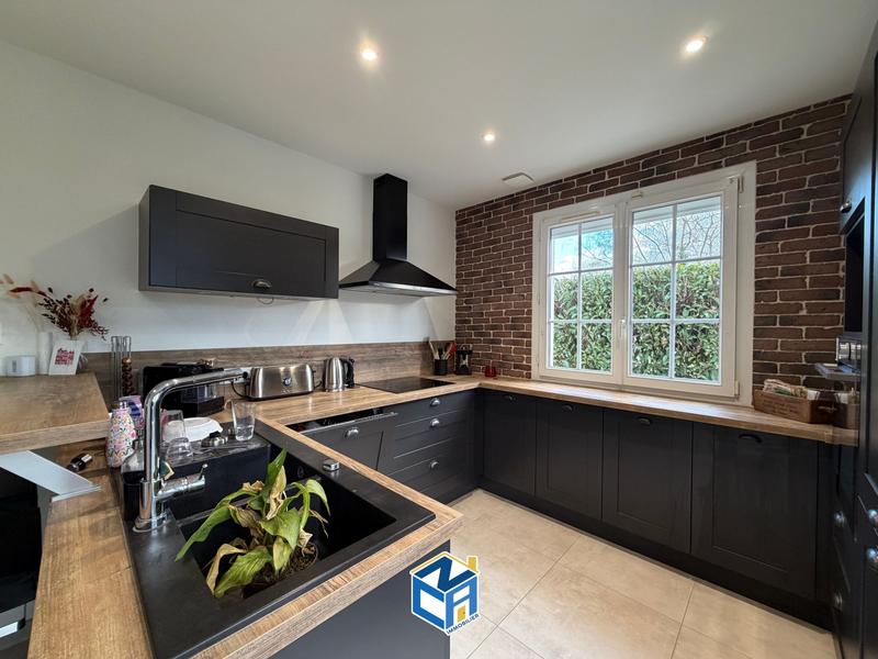 Maison - 157 m² - 7 pièces