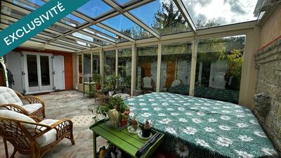 Maison - 224 m² - 8 pièces