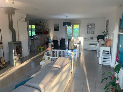 Maison - 100 m² - 6 pièces