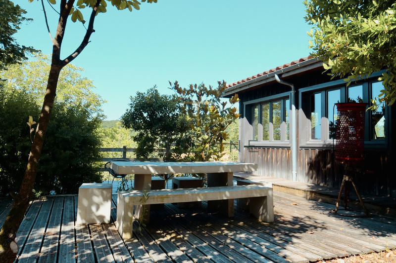 Maison - 330 m² - 13 pièces