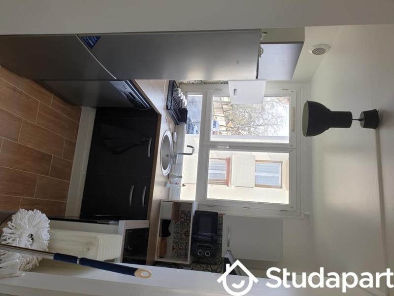 Chambre - 9 m² - 1 pièce