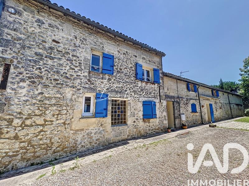 Maison - 239 m² - 8 pièces