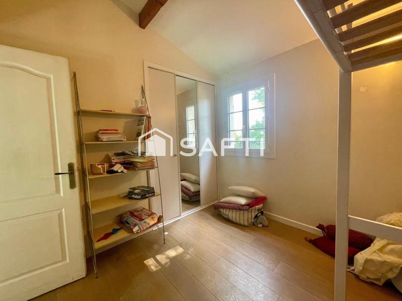 Maison - 195 m² - 8 pièces