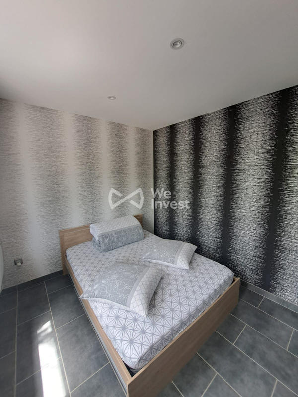 Maison - 140 m² - 8 pièces