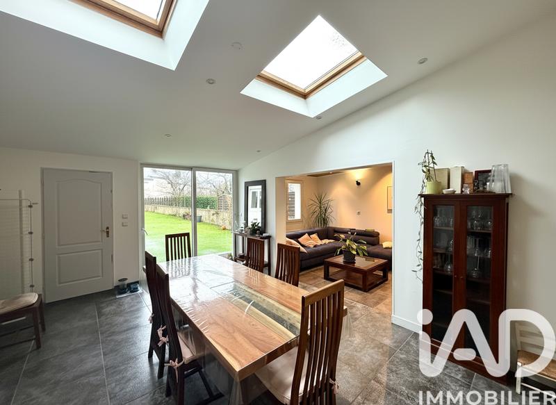 Maison - 187 m² - 7 pièces