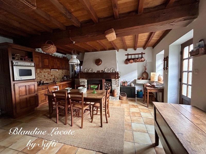 Maison - 110 m² - 5 pièces