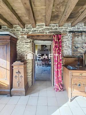 Propriété - 180 m² - 7 pièces