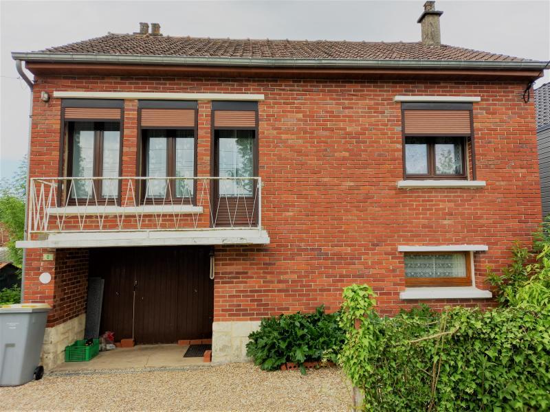 Maison - 99 m² - 5 pièces