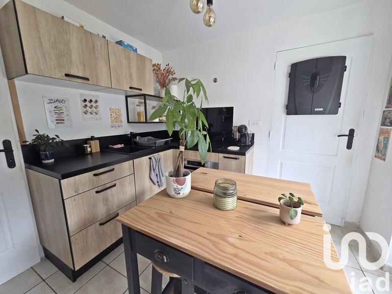 Maison - 270 m² - 10 pièces