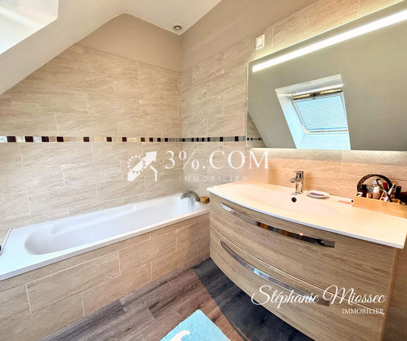 Maison traditionnelle - 119 m² - 5 pièces