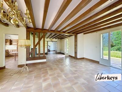 Maison - 160 m² - 7 pièces