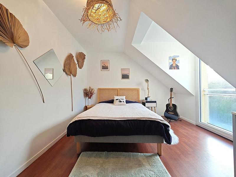 Maison - 162 m² - 8 pièces