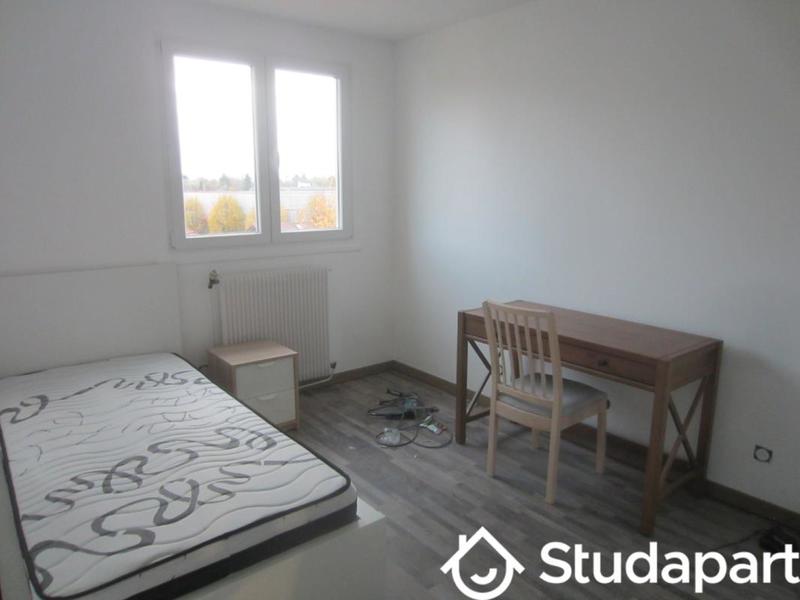 Chambre - 10 m² - 1 pièce