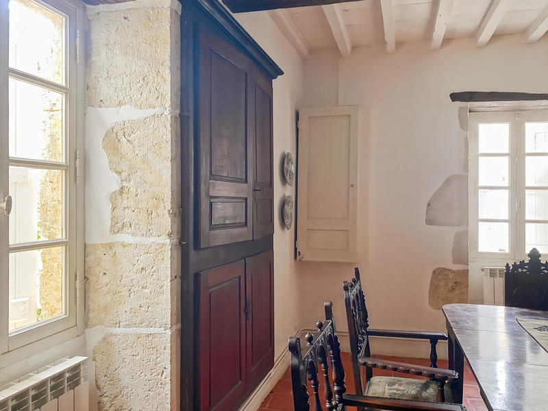 Maison - 227 m² - 6 pièces