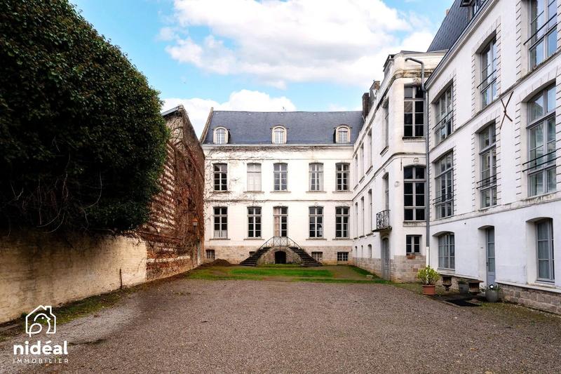 Appartement - 118 m² - 2 pièces