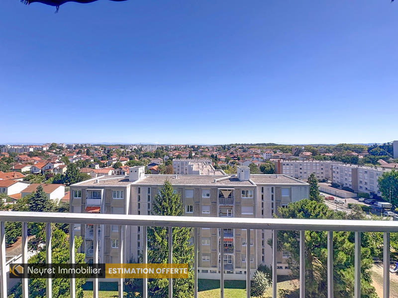 Appartement - 72 m² - 3 pièces