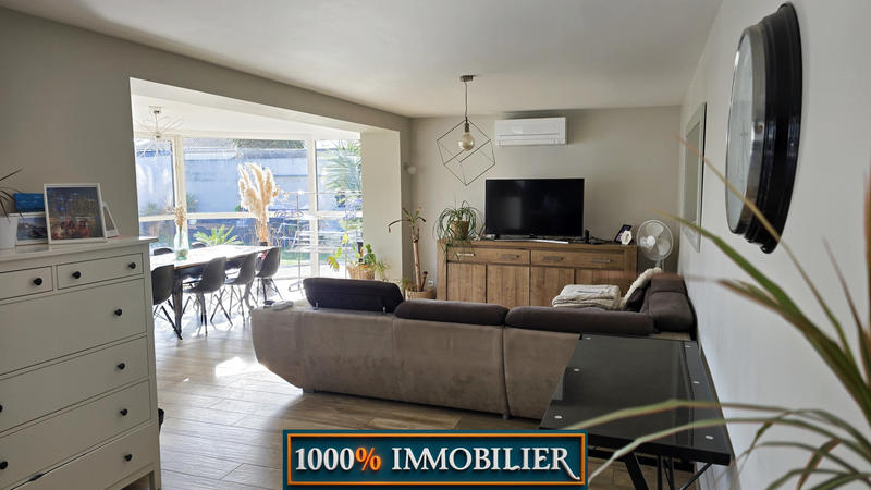 Maison - 230 m² - 9 pièces