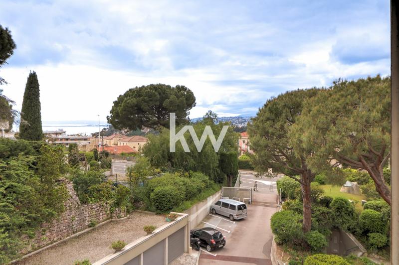 Appartement - 107 m² - 4 pièces