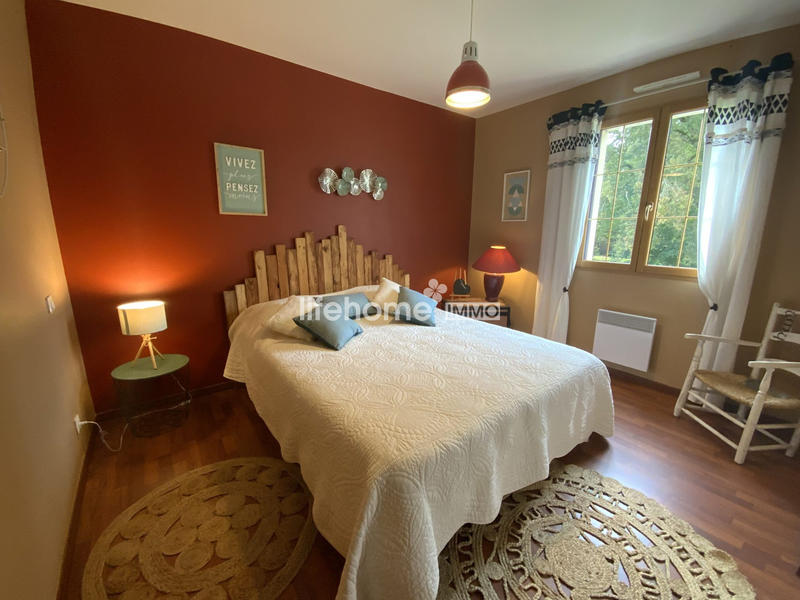 Maison - 190 m² - 8 pièces