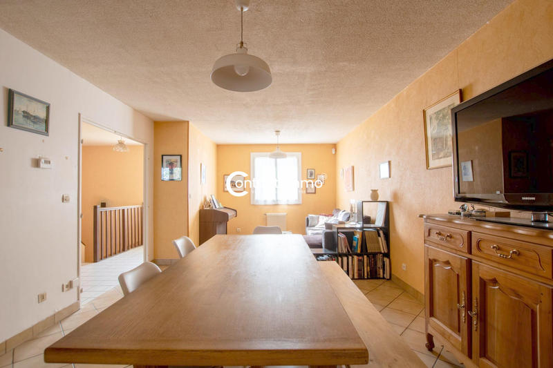Maison - 99 m² - 4 pièces