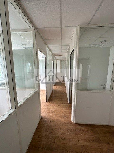Bureau - 200 m²