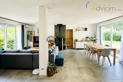 Maison contemporaine - 153 m² - 7 pièces