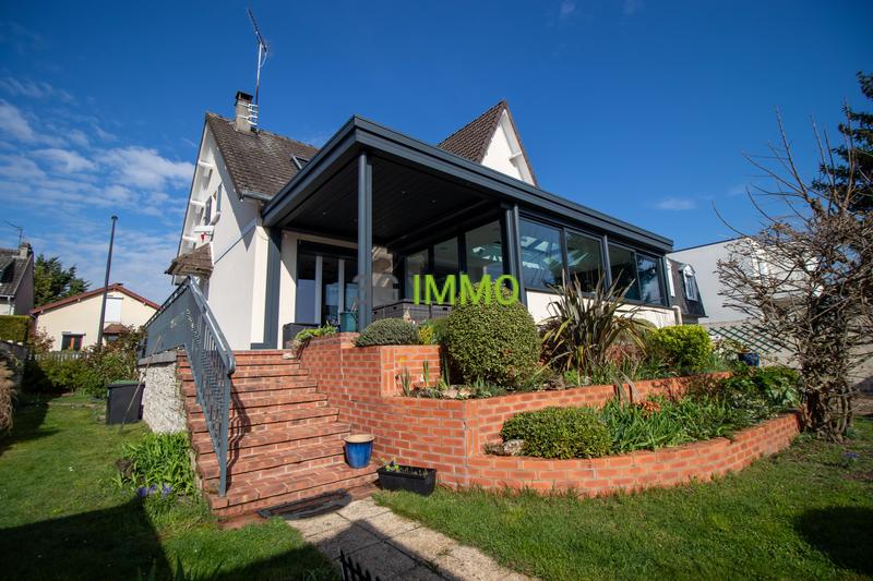 Maison - 178 m² - 6 pièces