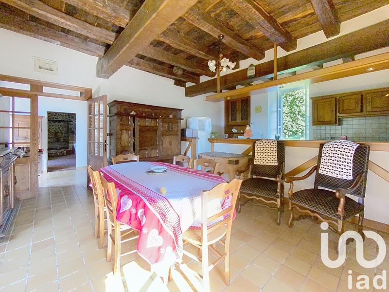 Maison - 219 m² - 6 pièces