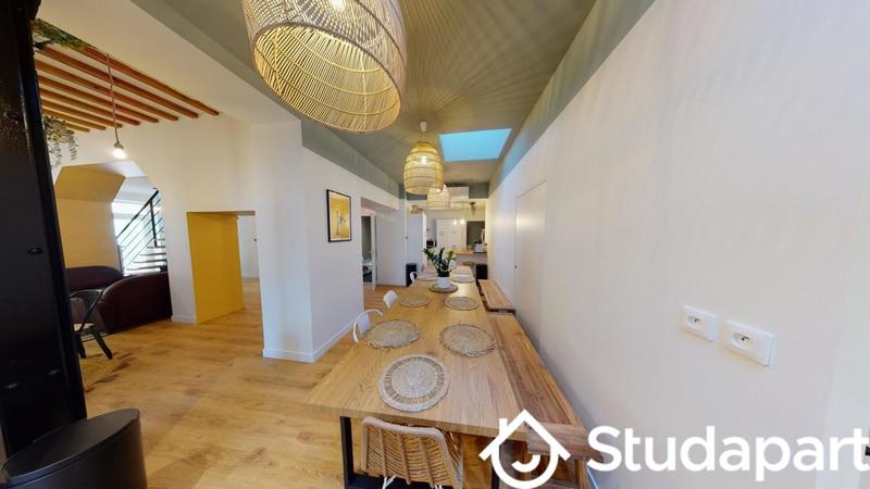 Chambre - 310 m² - 1 pièce