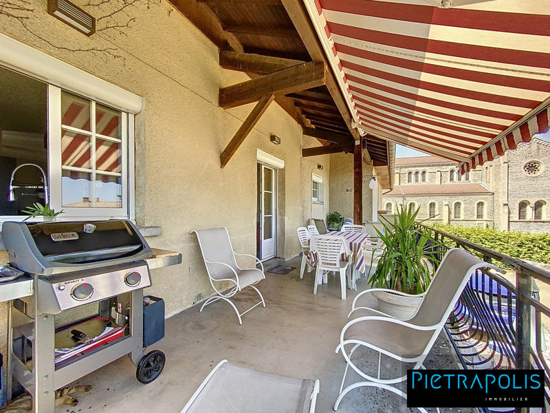 Maison - 140 m² - 5 pièces