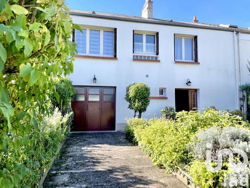 Maison - 99 m² - 4 pièces