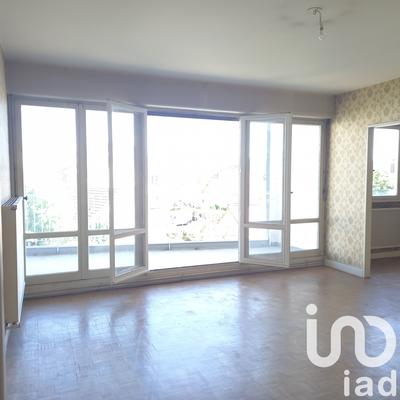 Appartement - 102 m² - 5 pièces