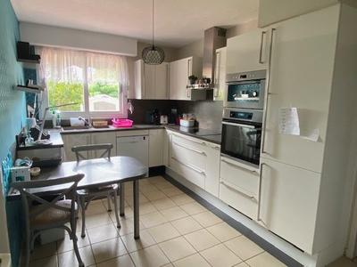 Maison - 157 m² - 7 pièces