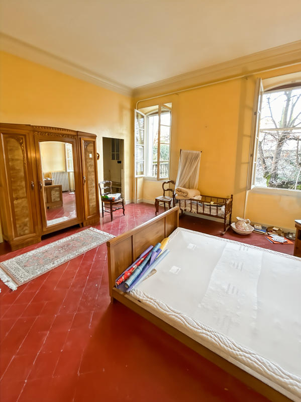 Appartement - 138 m² - 5 pièces