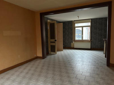 Maison - 166 m² - 8 pièces