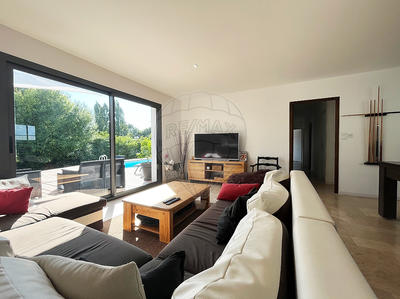 Maison - 143 m² - 6 pièces