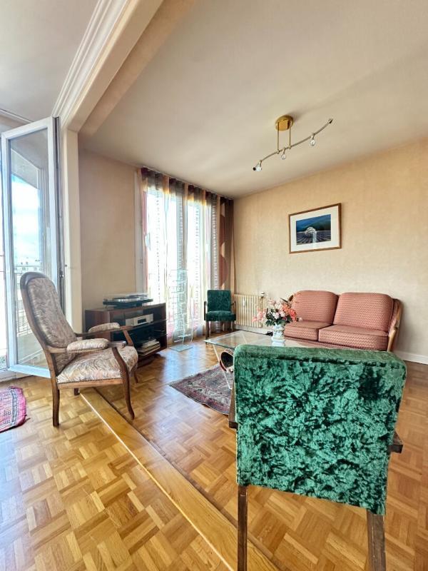 Appartement - 89 m² - 4 pièces