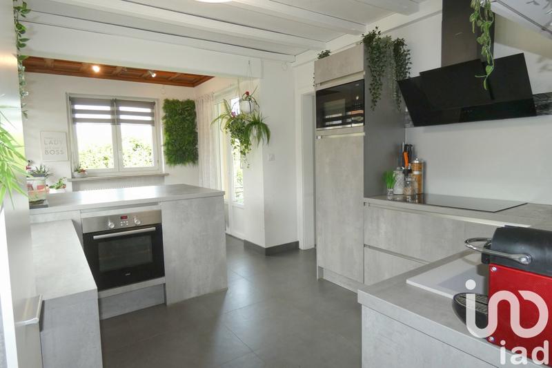 Maison - 137 m² - 5 pièces