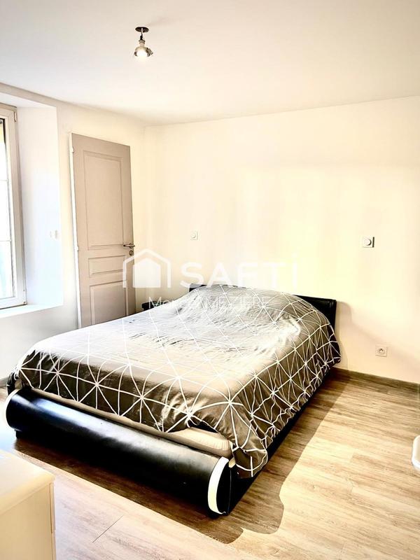 Maison - 140 m² - 7 pièces