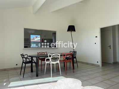 Appartement - 94 m² - 4 pièces