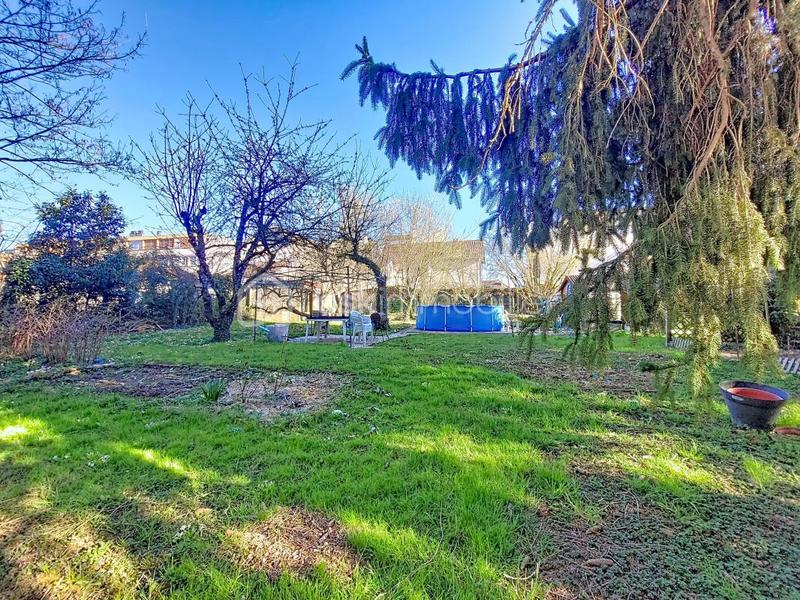 Appartement - 93 m² - 4 pièces