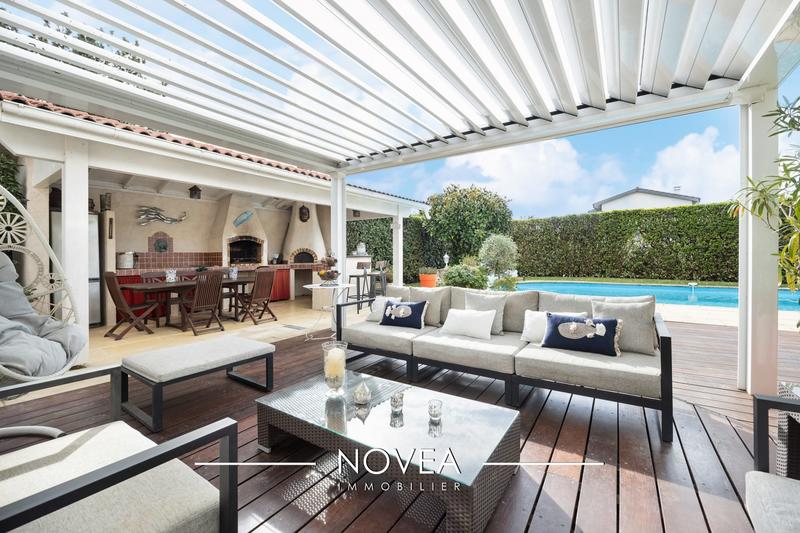 Maison - 137 m² - 5 pièces